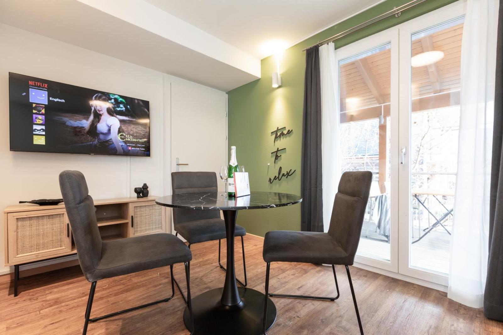 Spirit Apartments Suites برينز المظهر الخارجي الصورة